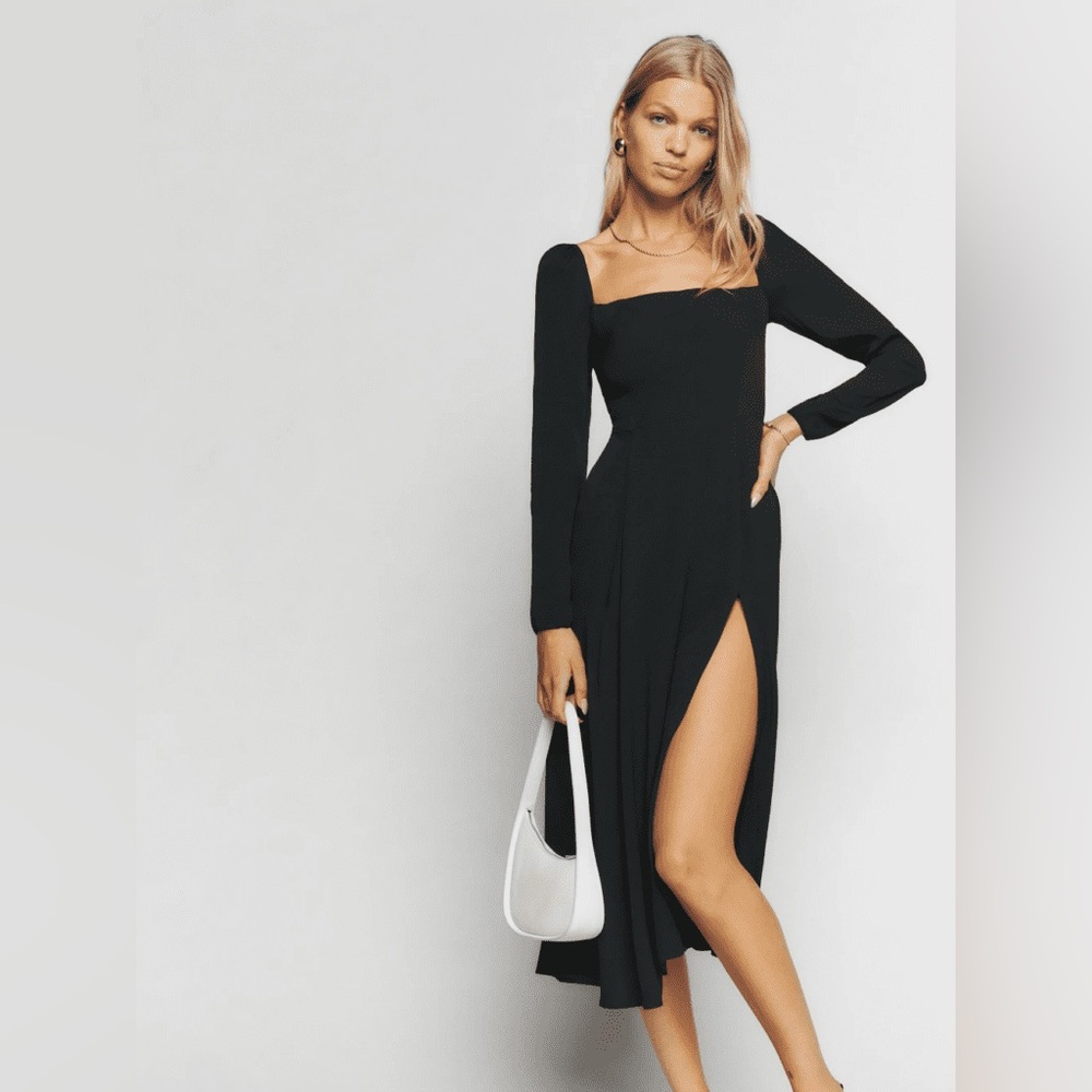 Reformation | Sigmund Dress in Black Size 0 Square Neck Long Sleeve Front
Slit